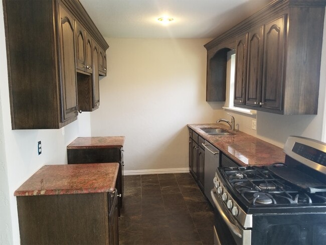 Building Photo - 4801 Harper Dr