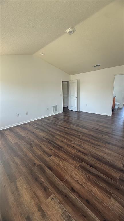 Building Photo - 15 Renshaw Dr