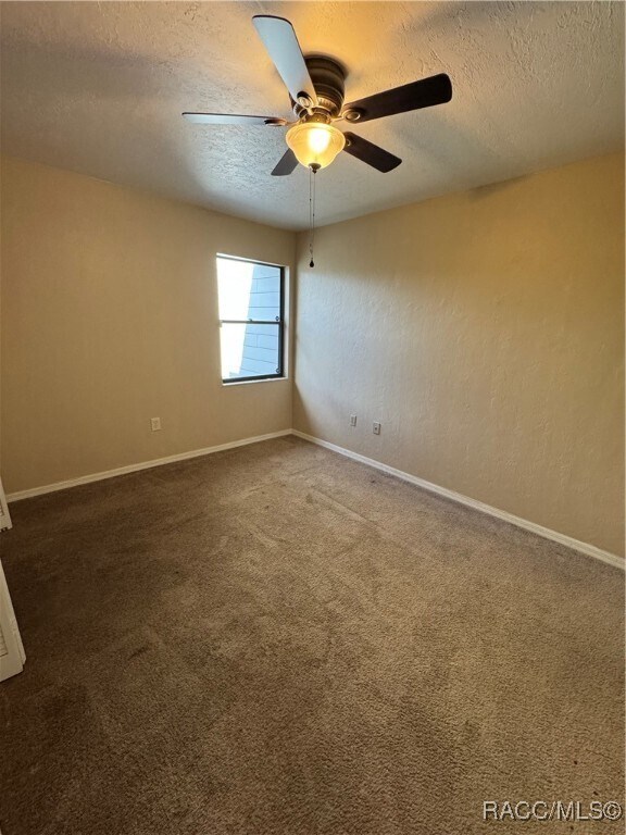 Building Photo - 810 E Gilchrist Ct