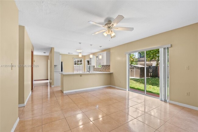 Building Photo - 15345 SW 63rd Ter