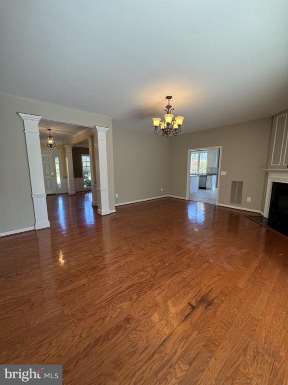 Building Photo - 7482 Jeffreys Way
