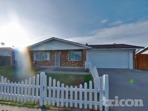 Building Photo - 1445 E Edgewood Ave