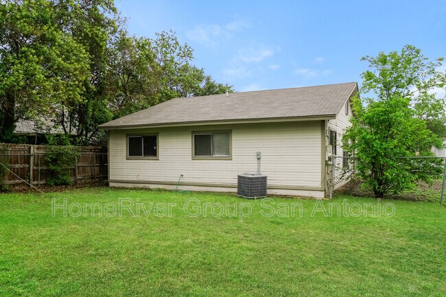 Building Photo - 5455 Port Townsend Dr