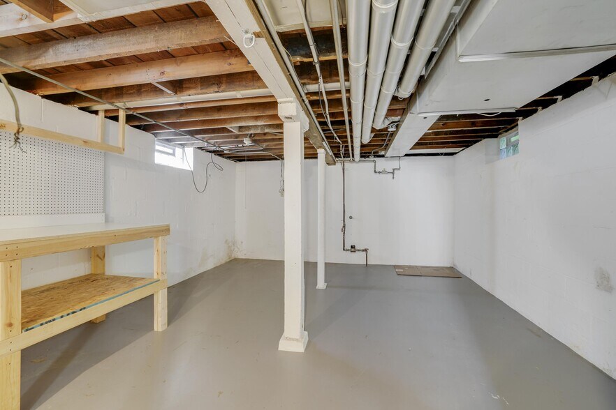 Building Photo - 4647 Blaisdell Ave