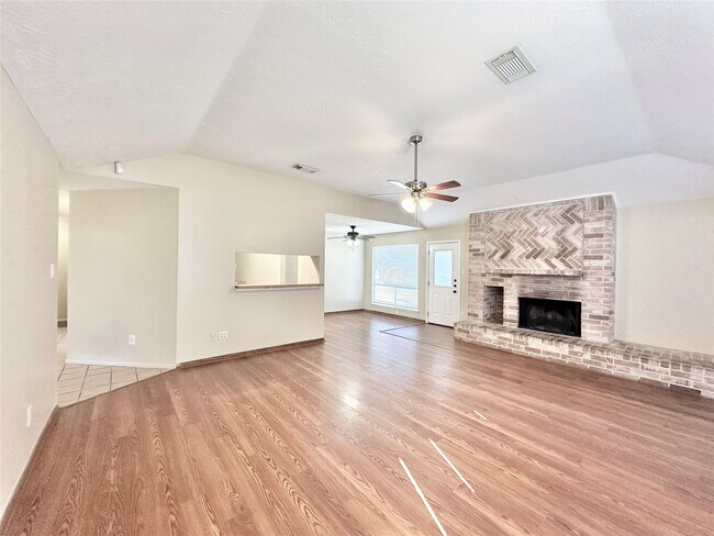 Building Photo - 21706 Nickerton Ln