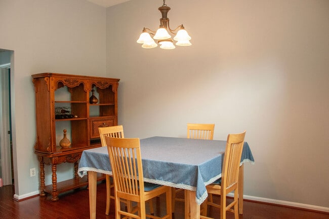 Building Photo - 21672 Kings Crossing Terrace