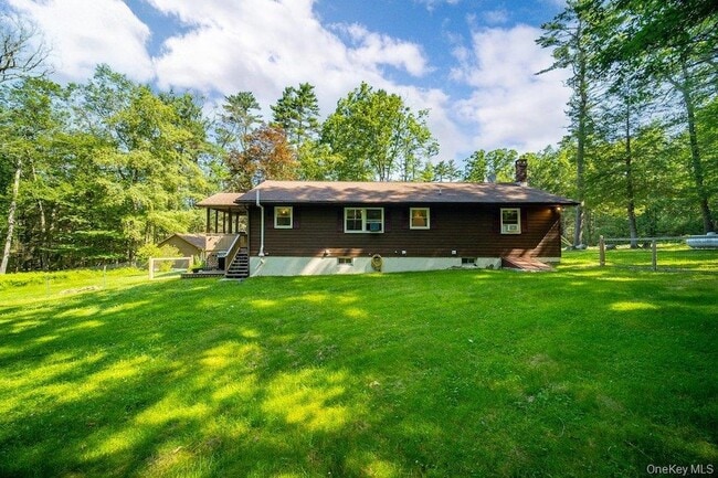 Building Photo - 132 Proctor Rd