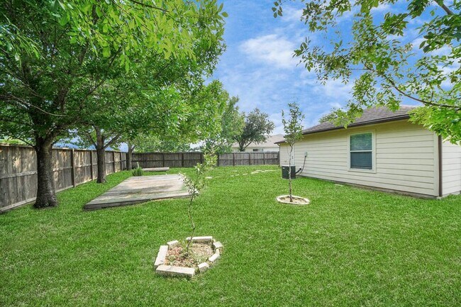 Building Photo - 4106 Falling Trace Ln