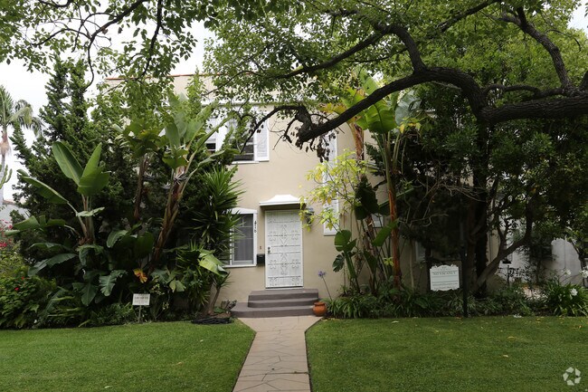 Building Photo - 416 N Maple Dr
