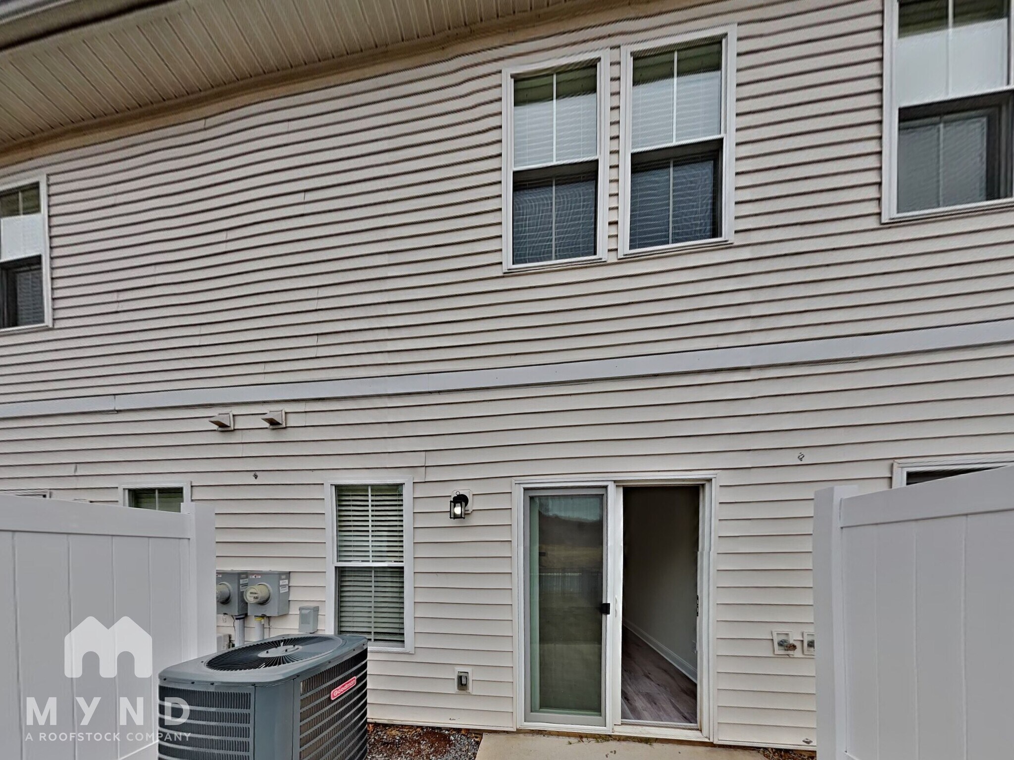 Building Photo - 2407 Eagle Creek Ct