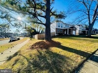 Building Photo - 13200 Cabinwood Dr