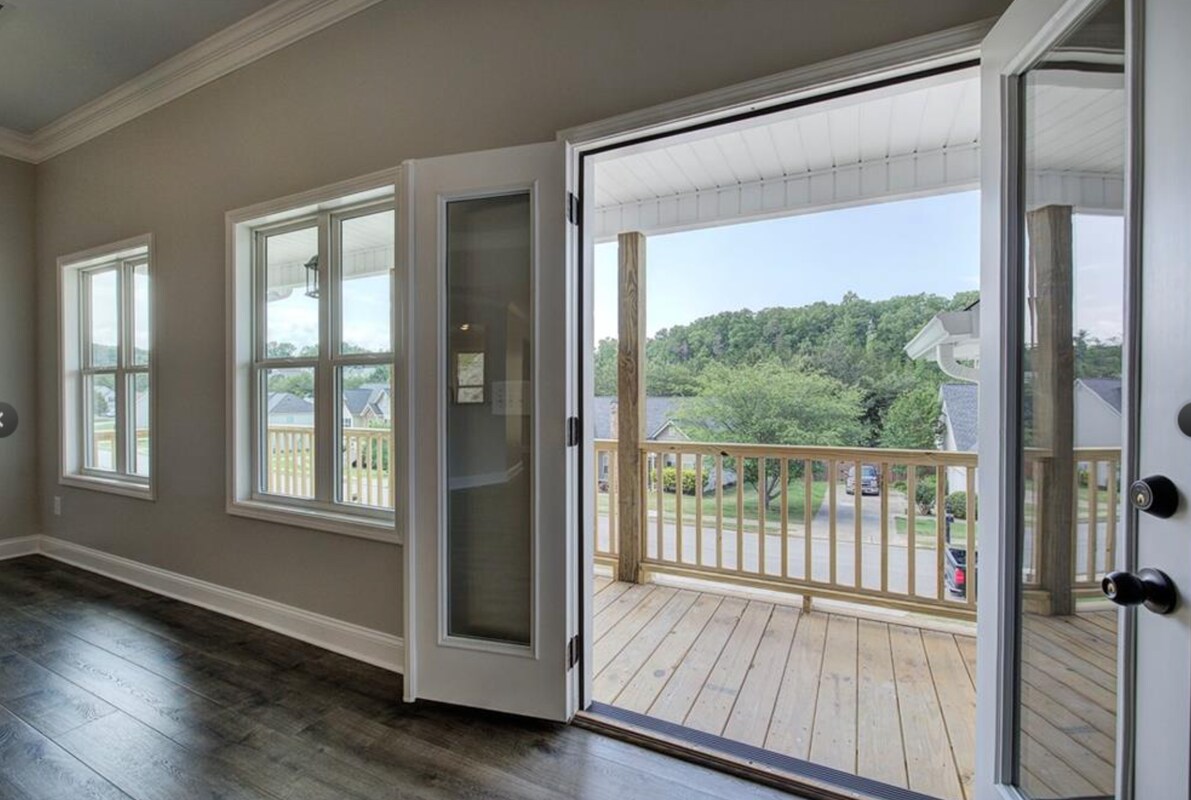 Building Photo - 315 Arbor Cir