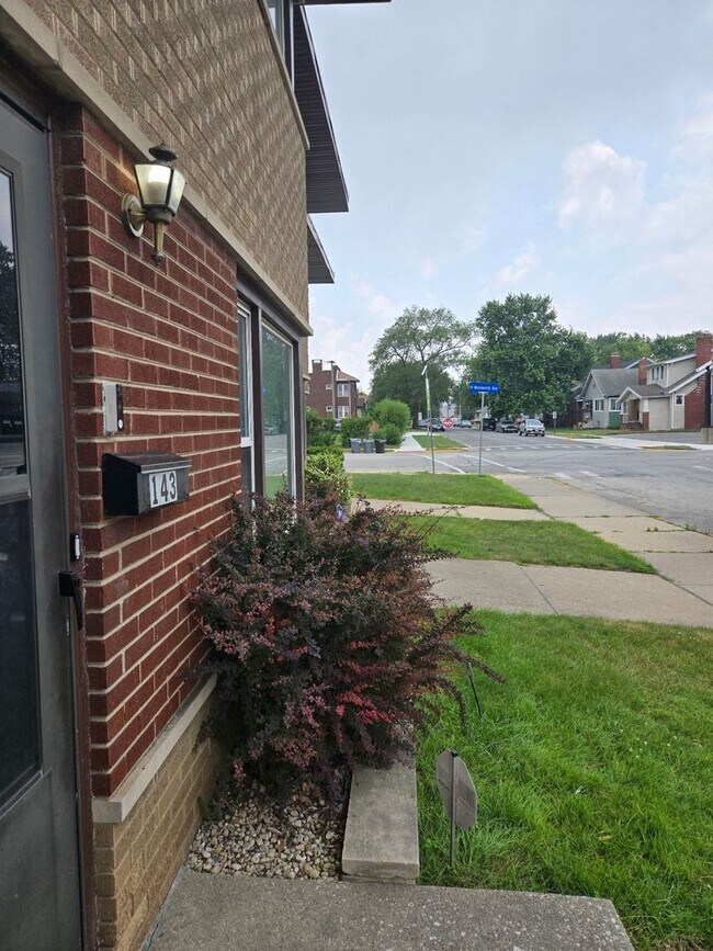 Building Photo - 143-147 157th St, Calumet City, IL 60409