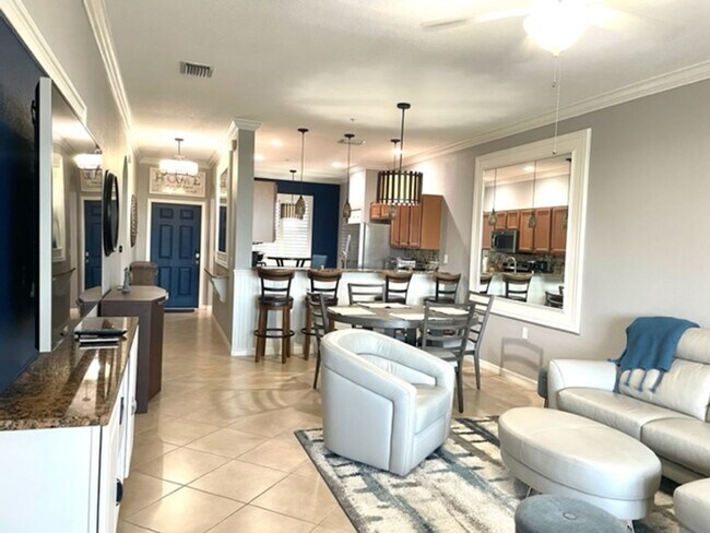 Building Photo - 2026  WINTER RENTAL !! FURNISHED 2/2/ RIVE...