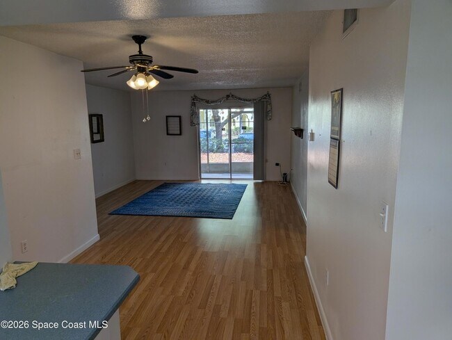 Building Photo - 3135 Shady Dell Ln