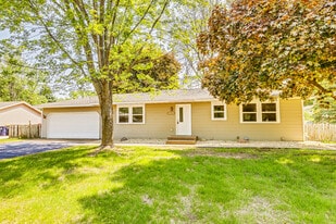 Building Photo - 16376 Fishing Ave W