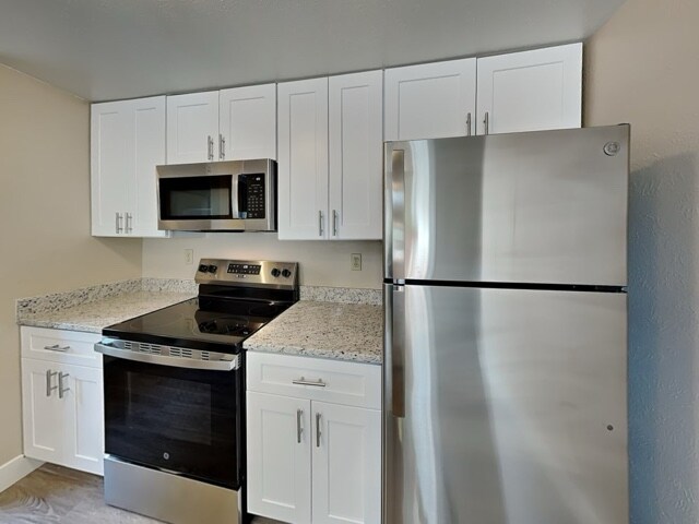 Primary Photo - 17772 E Bethany Dr