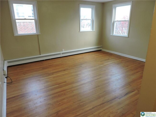 Building Photo - 1717 Tremont St