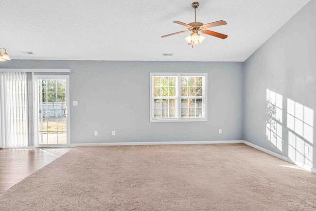 Building Photo - 105 Gamble Way