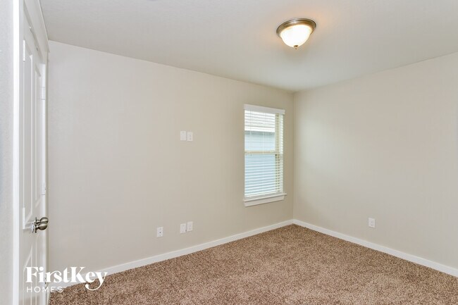 Building Photo - 10518 Rosalina Lp