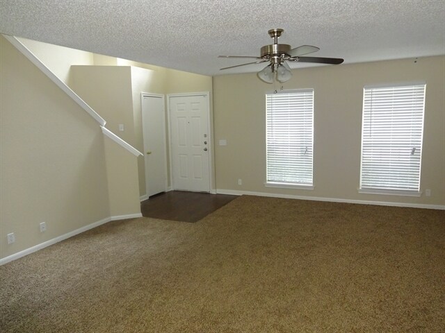 Building Photo - 1725 Jerusalem Dr