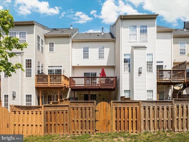 Building Photo - 42033 Bushclover Terrace