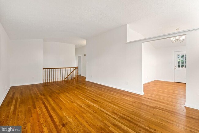 Building Photo - 1602 Woodmoor Ln