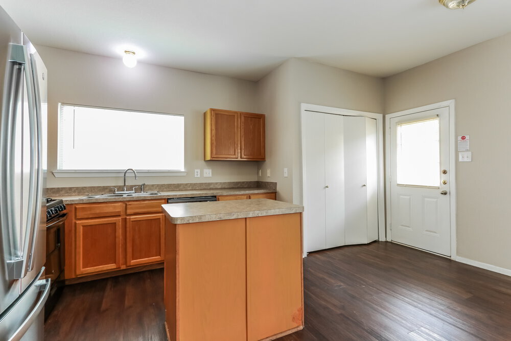Building Photo - 1671 Nichole Woods Dr