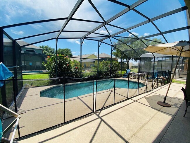 Building Photo - 8544 Sunrise Key Dr
