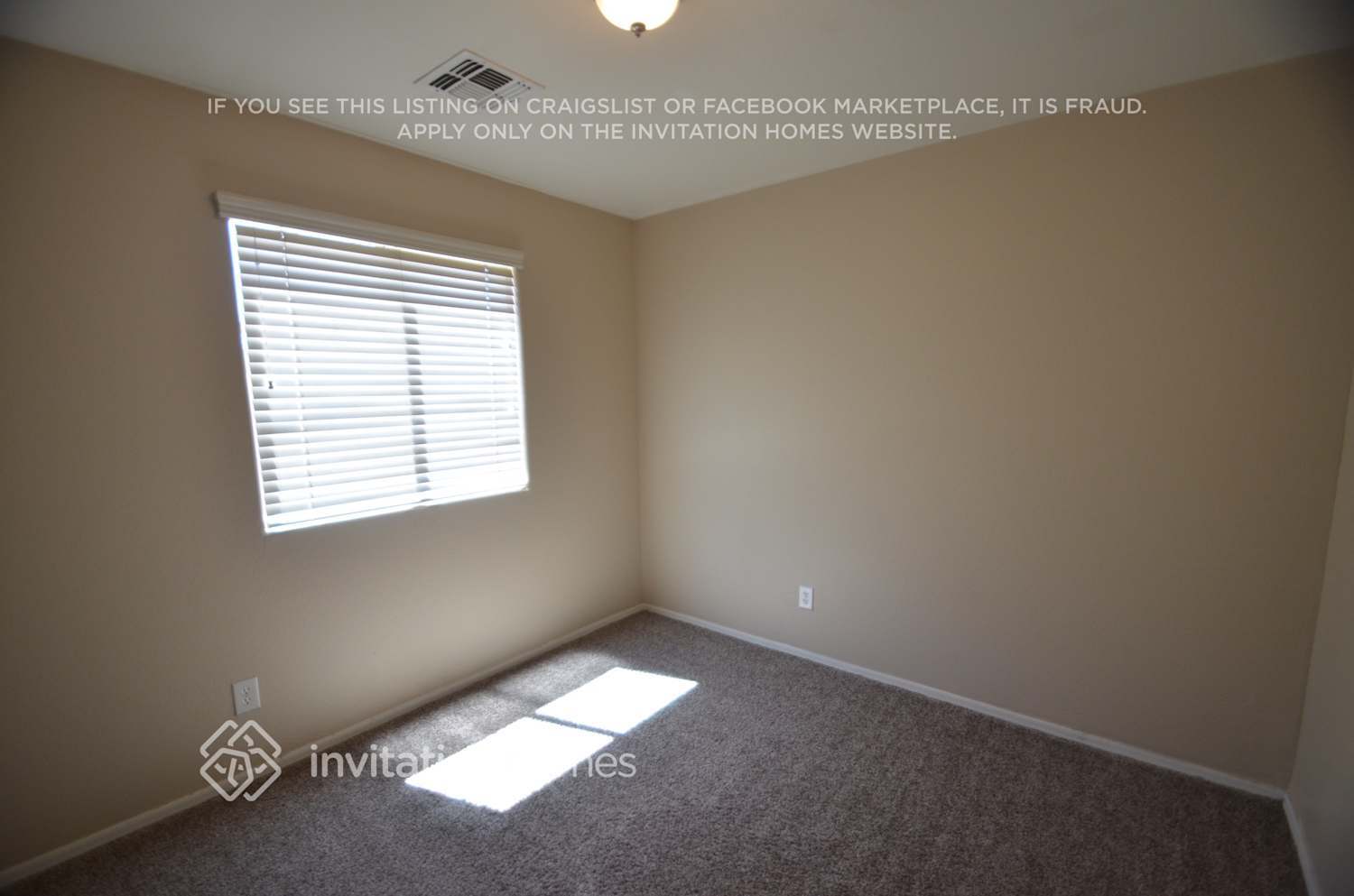 Building Photo - 116 N 66th Ln