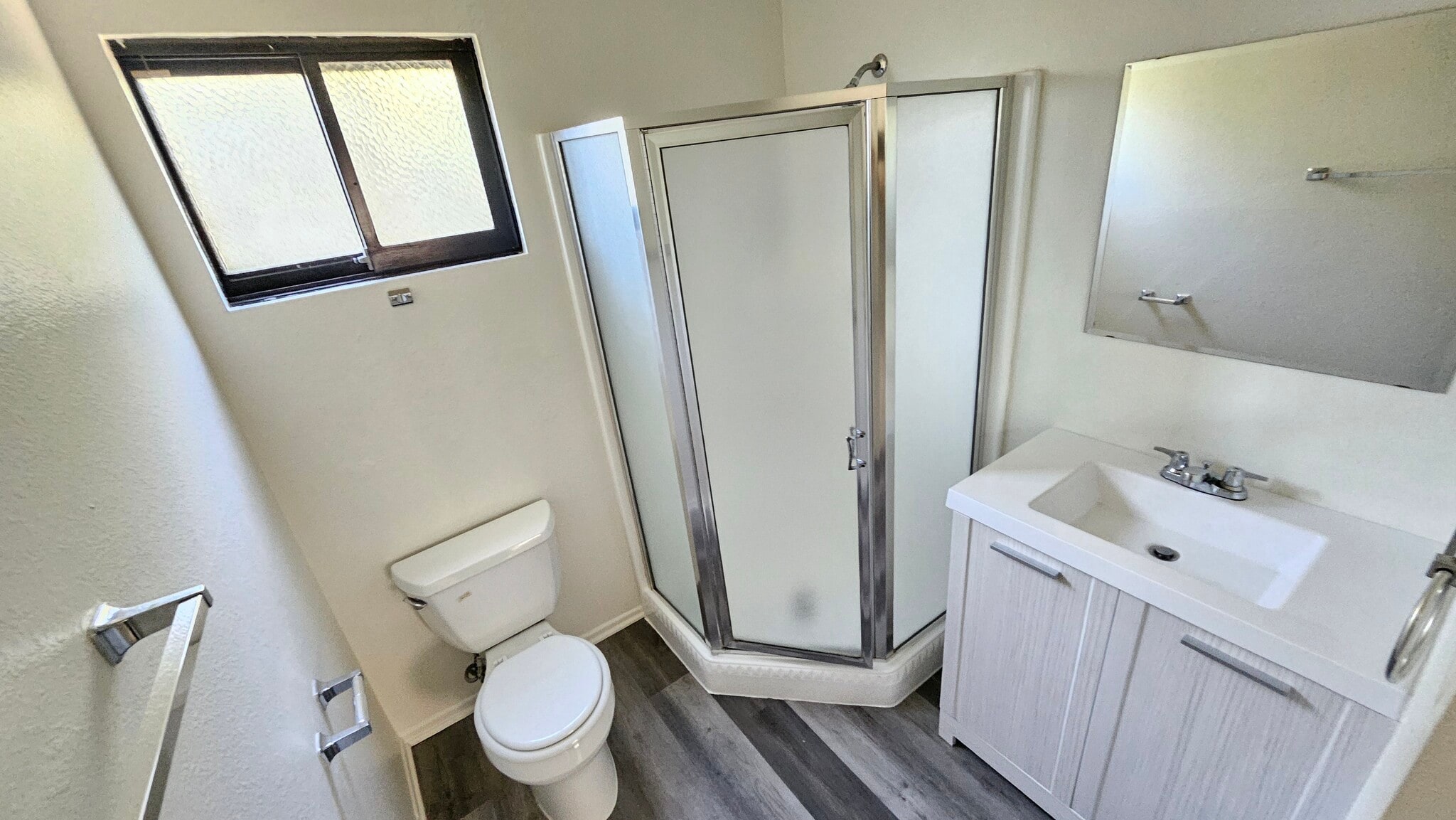 Building Photo - 2241 Florencita Dr W