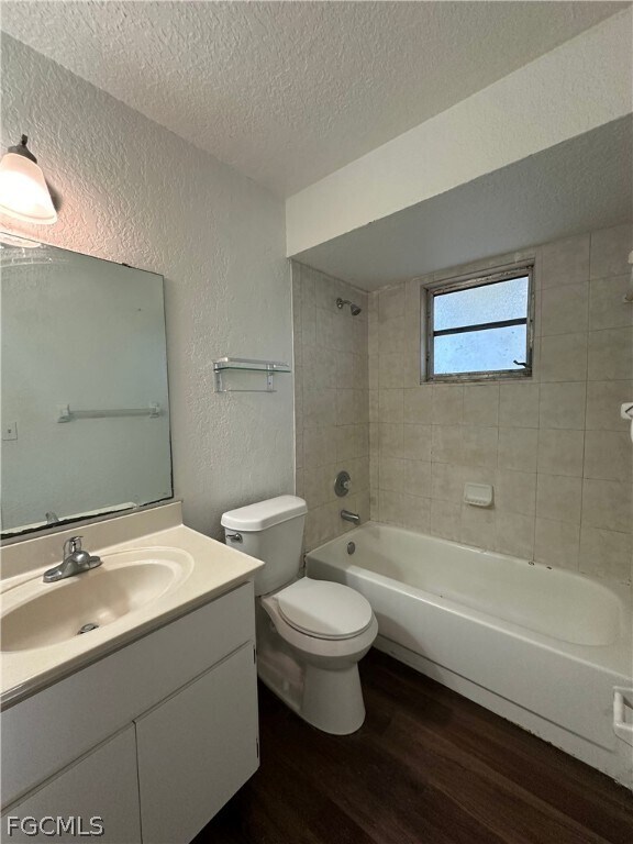 Building Photo - 2429 George Ave S