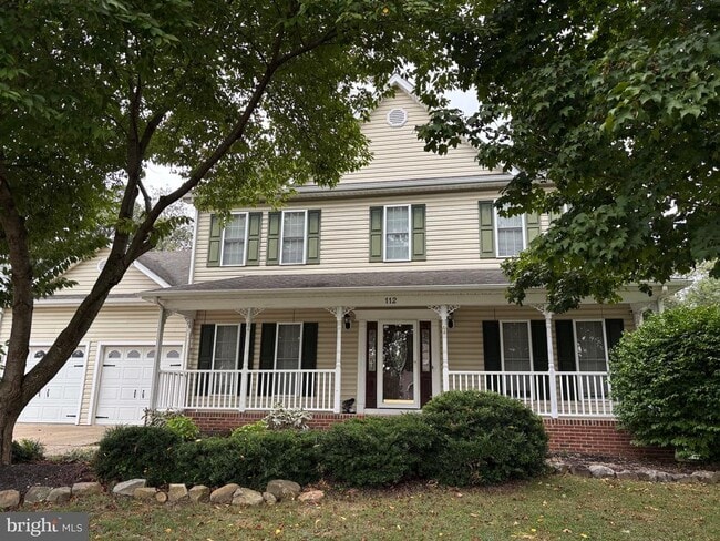 Building Photo - 112 Travis Ct