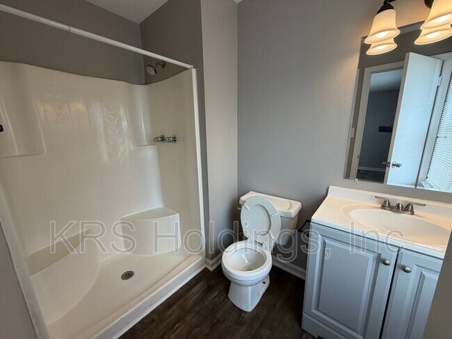 Building Photo - 3918 Lantana Pl