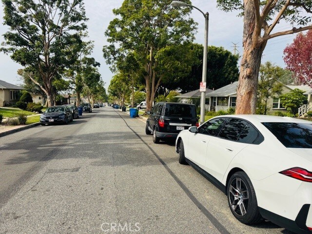 Building Photo - 10717 Northgate St