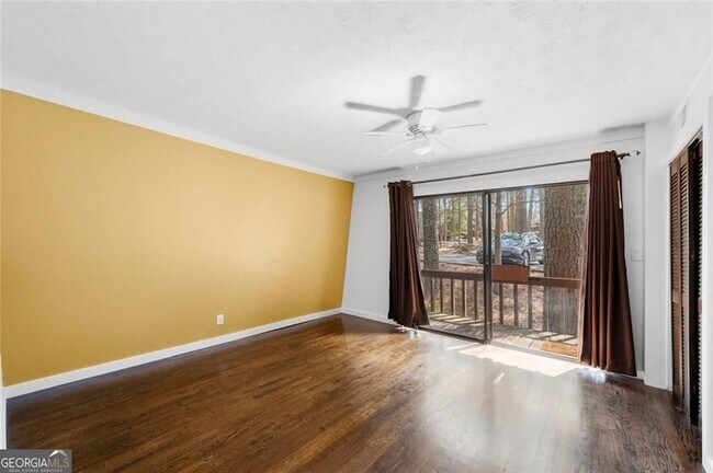 Building Photo - 3200 Rim Cove Dr