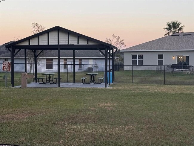 Building Photo - 905 Gascony Ct