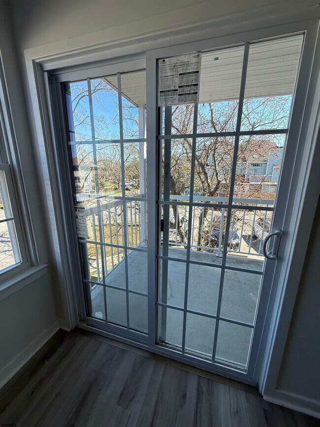 Building Photo - 208 Heather Croft