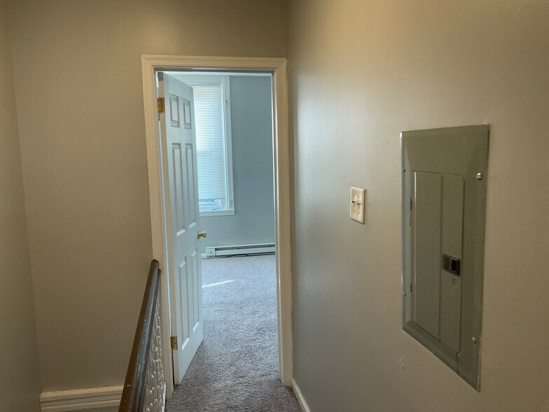 Building Photo - 4287 Mantua Ave