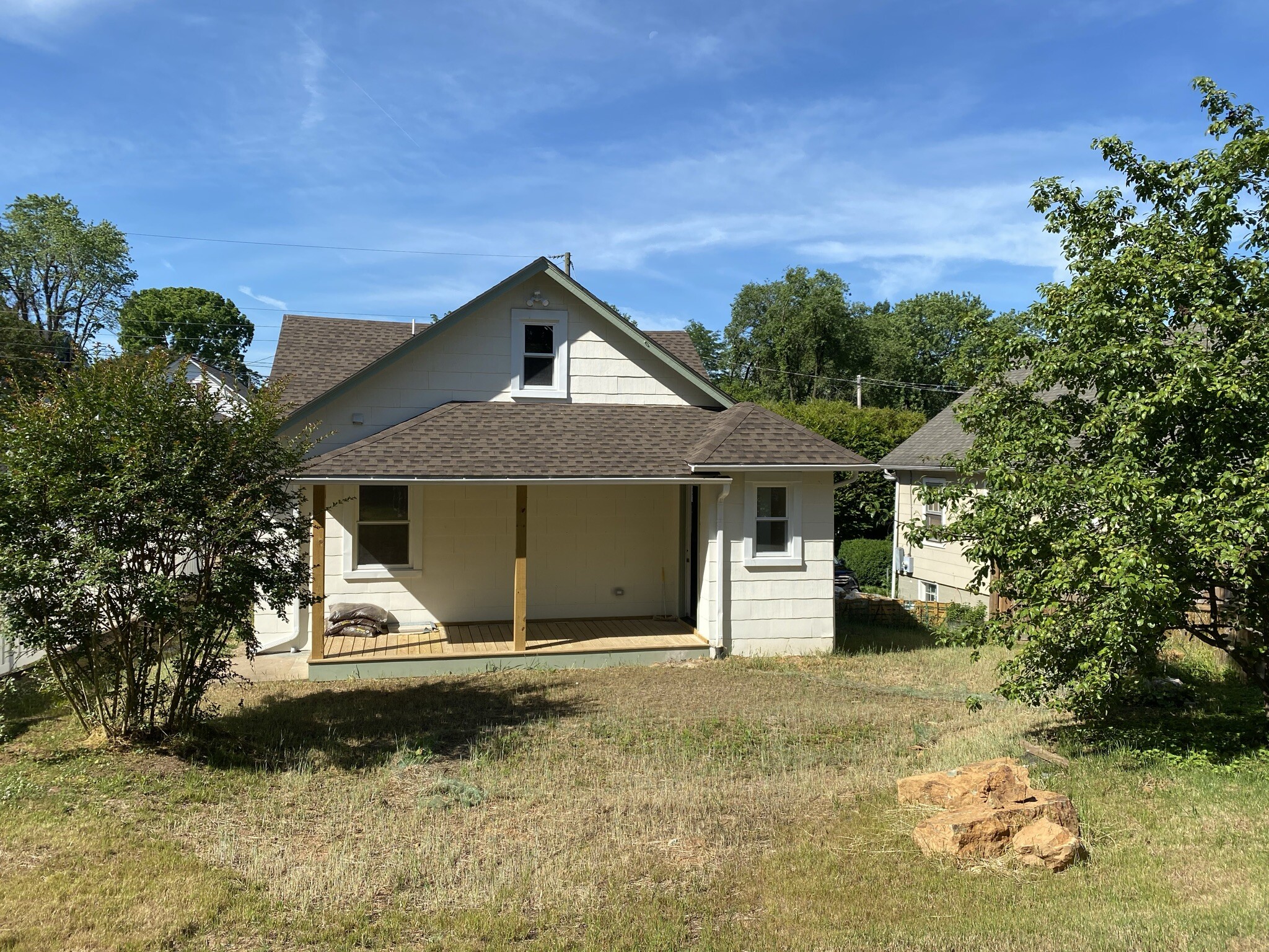 Back of House - 613 Blenheim Ave