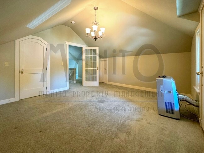 Building Photo - **COMING SOON** South Hill Swank