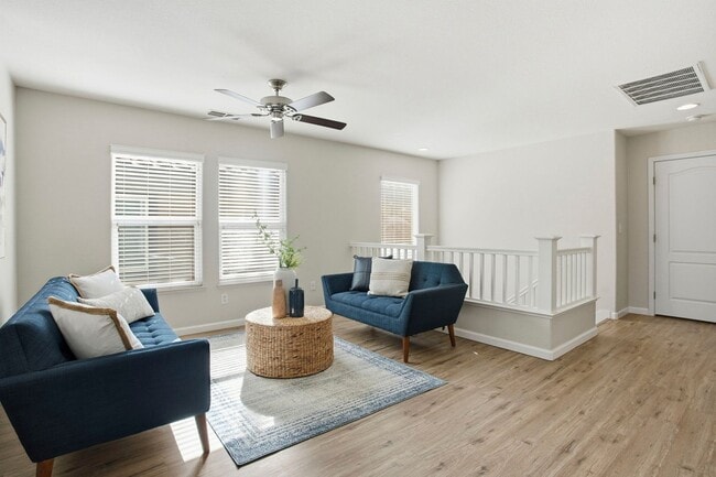 Building Photo - SPACIOUS & CLEAN 2 STORY, 4 BEDROOM, 2.5 BATH IN NATOMAS