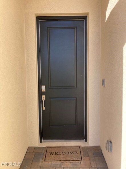 Building Photo - 3261 Altimira Dr