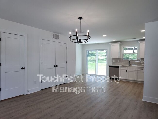 Building Photo - 1415 Arden Ave