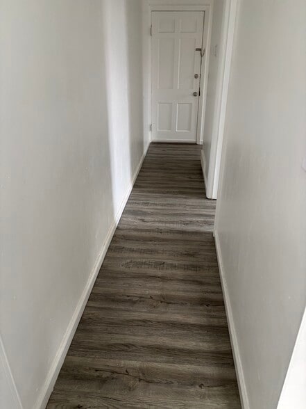 Building Photo - 151 Niagara Ave