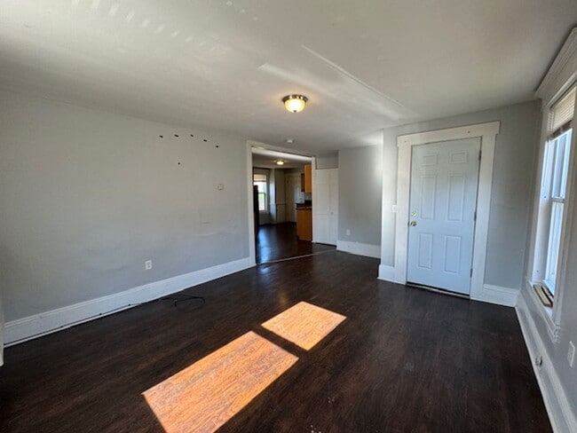 Building Photo - 2-4 Gates Street