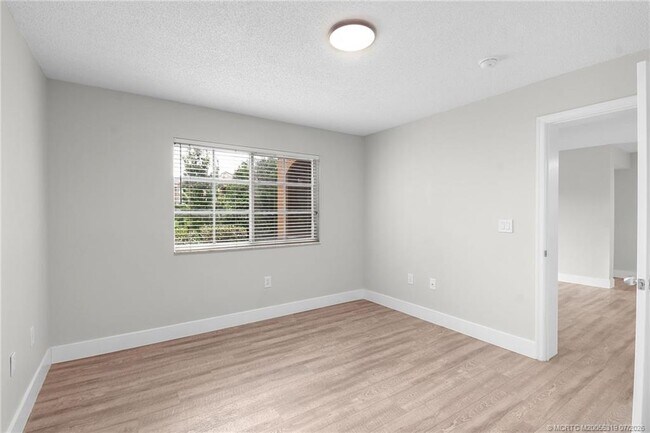Building Photo - 3765 NW Mediterranean Ln