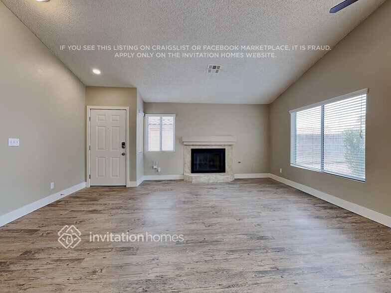 Building Photo - 8138 Vision St