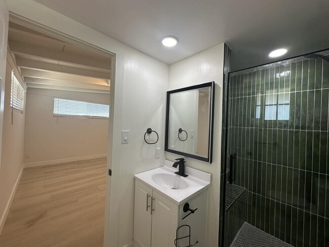 Building Photo - 30201 San Diego Dr