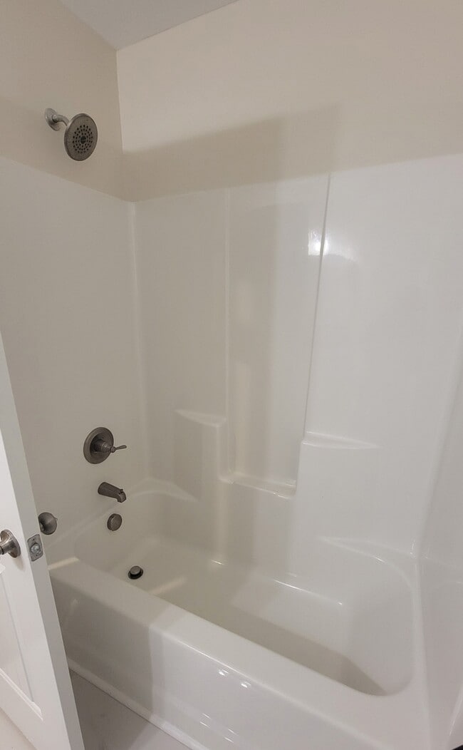 Building Photo - 1367 Wildwood Ln